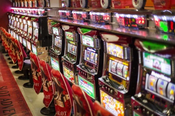 7276 CQ9 game lobby showing multiple slot titles and arcade selections